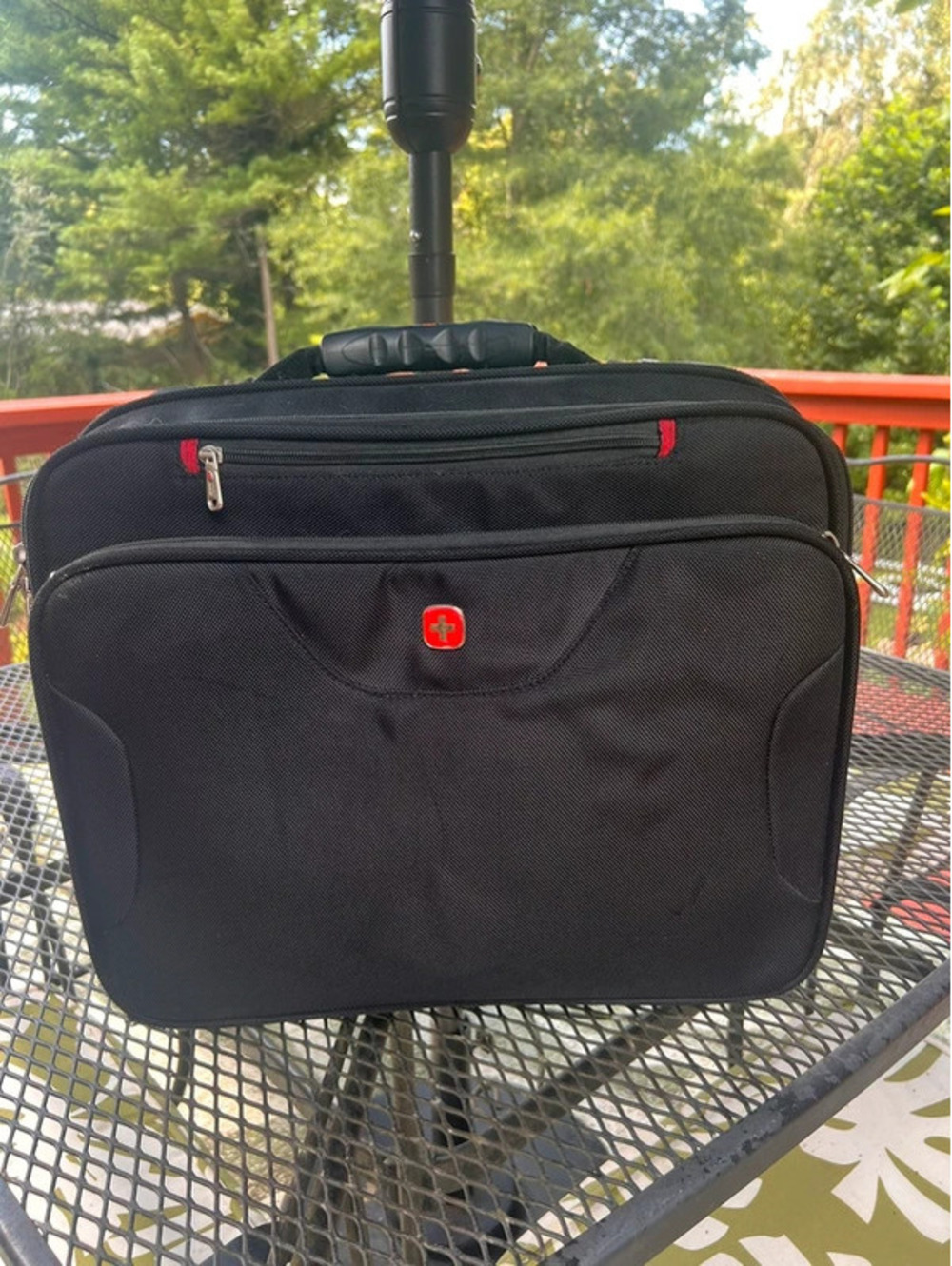 Wenger SwissGear Rolling Laptop Briefcase / Business Bag